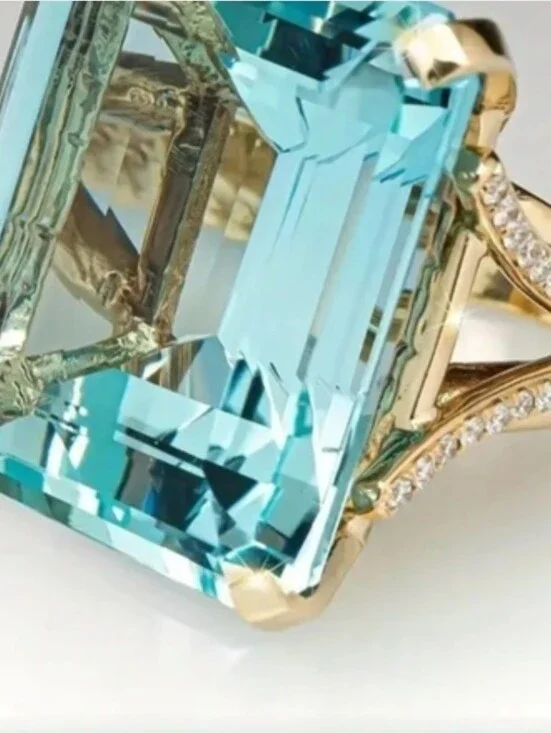 Elegant Gold and Blue Ring with Cubic Zirconia Size 9