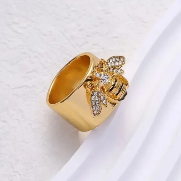 Gold Bee Ring N1839