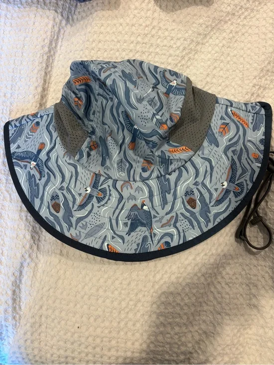 Lightweight  Sun Dry Ages 6-12 Blue Bird-Print Sun Hat with Chin Strap