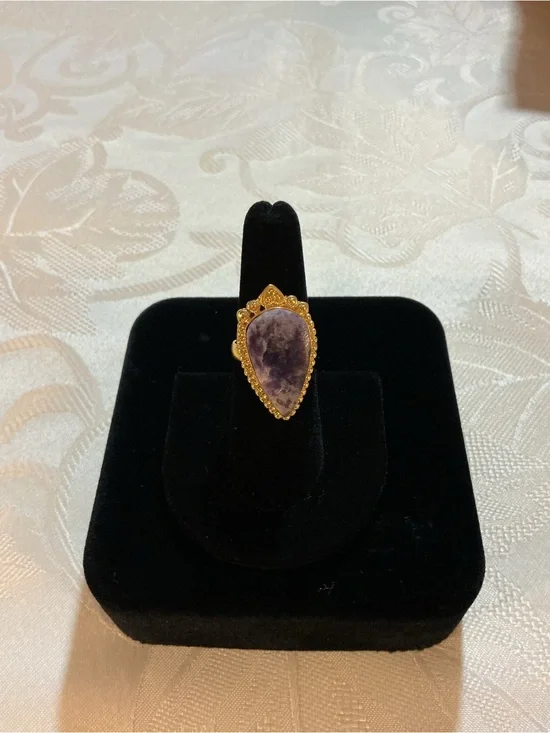 Chevron Amethyst Teardrop Crown Vintage Gold Plated Ring