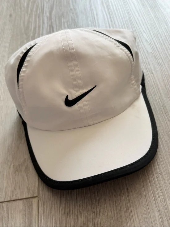 Toddler Nike hat