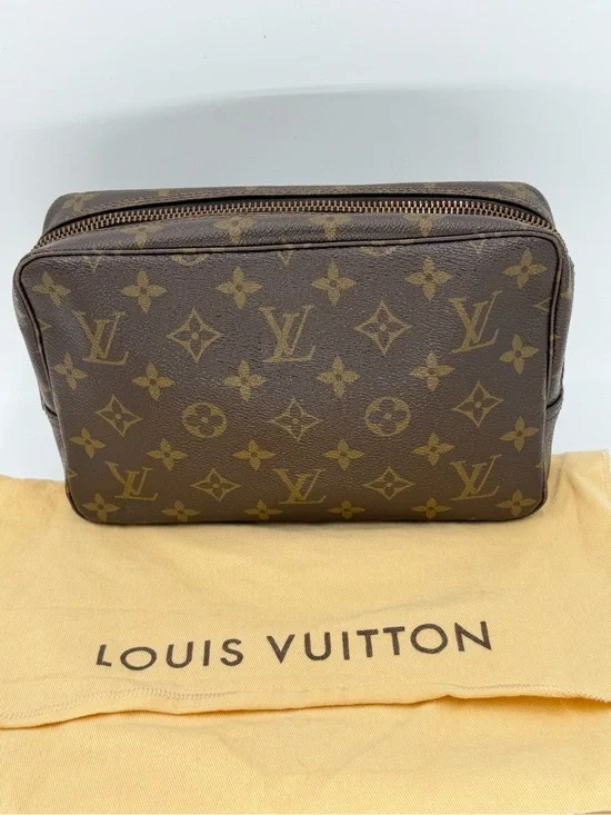 Louis Vuitton Trousse 23 Vintage Toiletry Bag With Dust Bag Great Condition