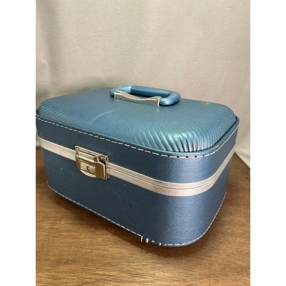 Vintage Trojan Train Case Blue Hard Shell Makeup Overnight Mid Century 13x9x7
