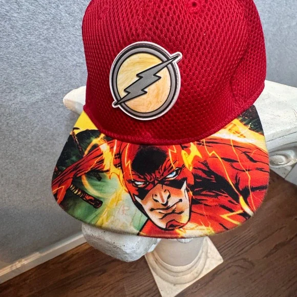 The Flash Baseball Cap DC‎ Comics Red Hat Adjustable Youth One Size