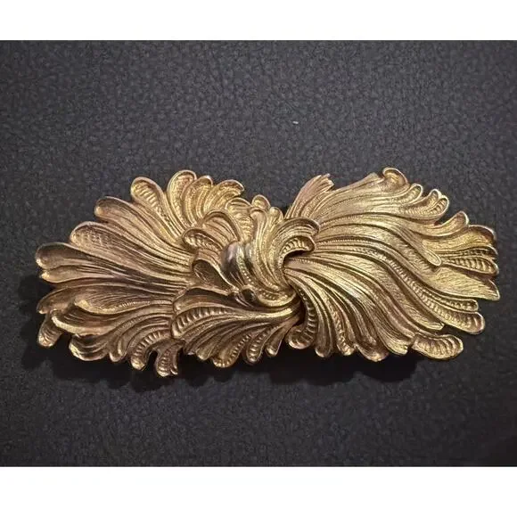 Doreen Ryan Belt Buckle Signed Gold Toned Baroque Scroll Flourish Leaf Large