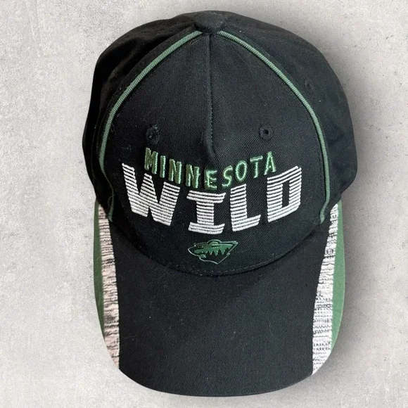 NHL Minnesota Wild Snapback Hat Youth OSFM Black Green‎ Embroidered Hockey Cap