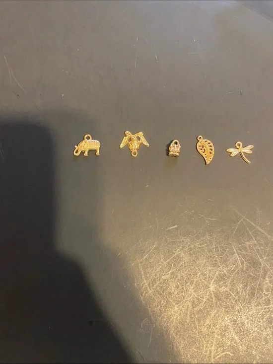 Fashion Jewelry Gold Tone Small Pet Charms Set - Elephant, Bee, Leaf, Dragonfly