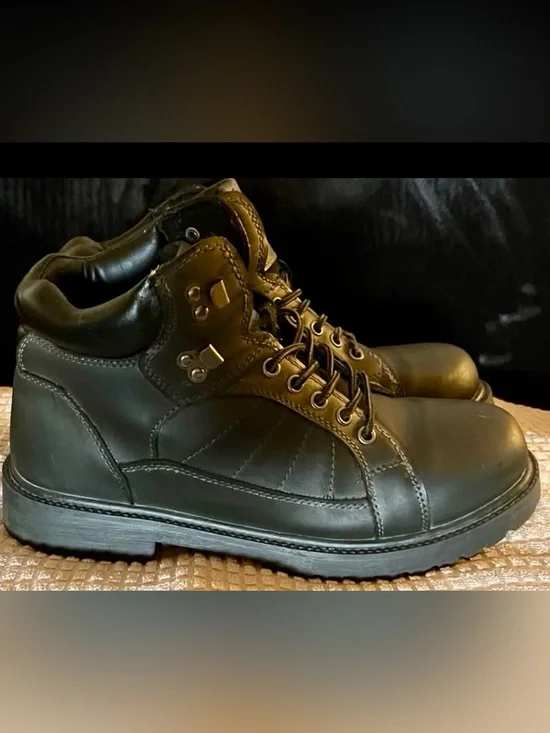 Men's Black Leather Padded Ankle Boots