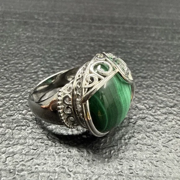 925 Sterling Silver Detailed Malachite Ring Size 7 Hallmarked