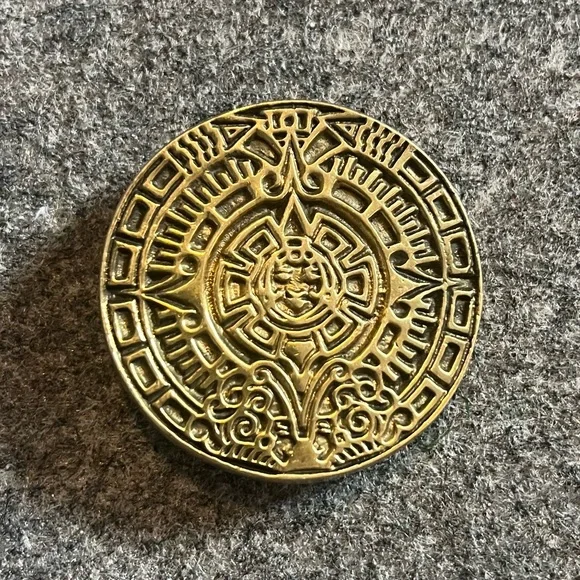 Mayan inspired design belt buckle