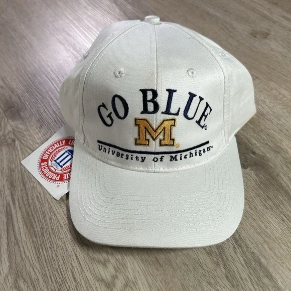 VTG Michigan Wolverines Snapback Hat NWT NCAA College‎ Collegiate White Cap