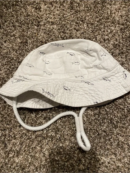 Baby White Shark-Print Bucket Hat with Chin Strap
