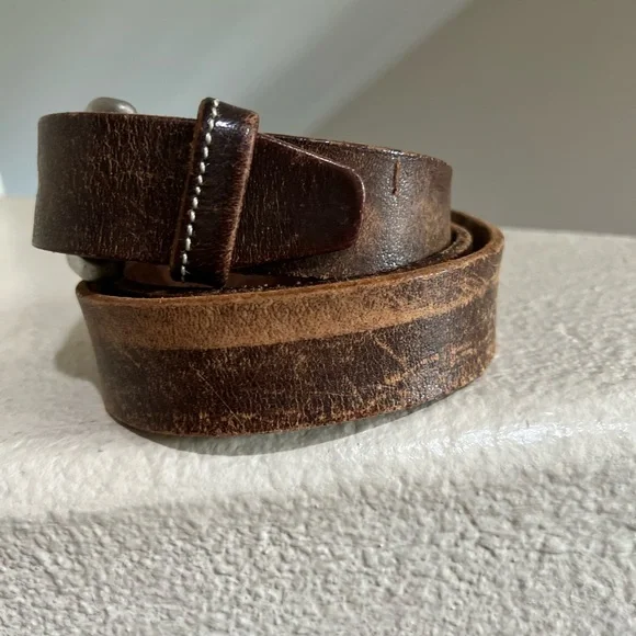Men supper Distressed brown leather belt  Work Rugged Utility Grunge medium‎