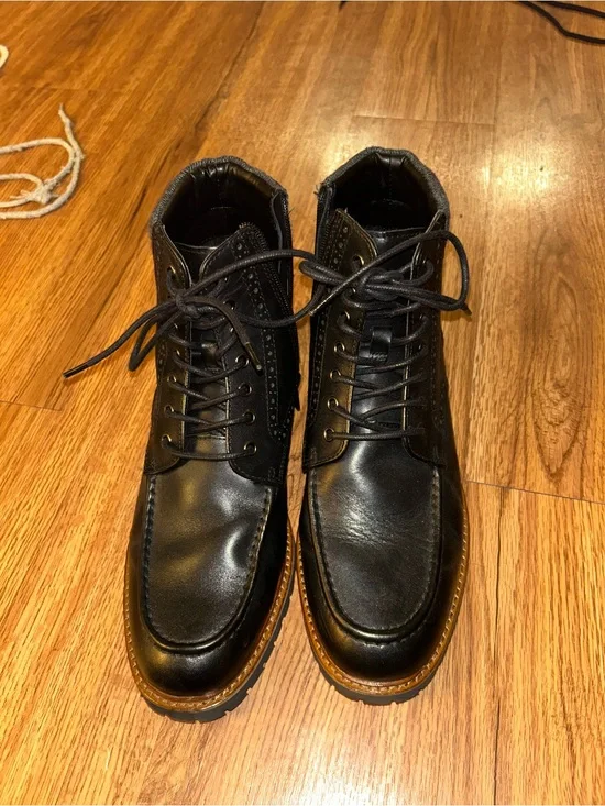 Black Men's Leather Lace-Up Boots