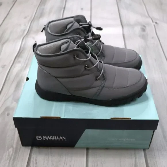 NEW Magellan Outdoors Men's Puffer Mid Boots
