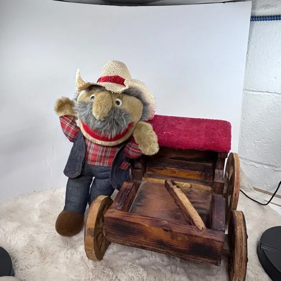 Vintage “Shot Gun Red” Plush Doll With Autographed Hat HeeHaw &‎ Handmade Wagon