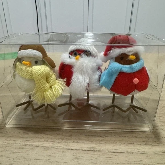 NIB Target 2023 winter birds featherly friends scarf glasses felt fabric holiday