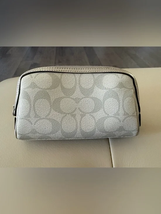 Classic Authentic COACH Signature Metallic Silver Cosmetic Pouch - Used