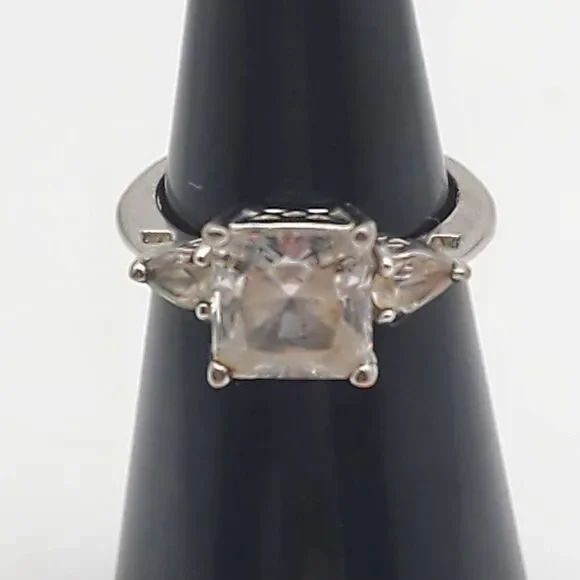 Premier Designs Proposal Silver Tone & Clear CZ Ring (6)