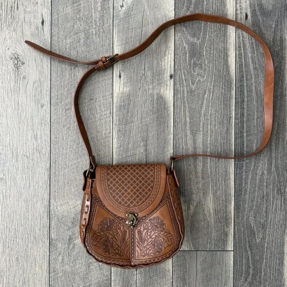 Alma Mia Tooled Leather‎ Crossbody Bag Brown Boho Western Saddle Floral Embossed