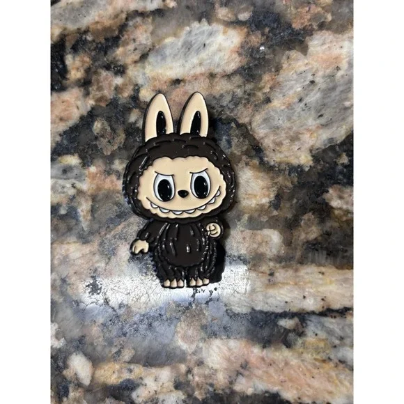 LABUBU ENAMEL PIN-Brown NO TAGS