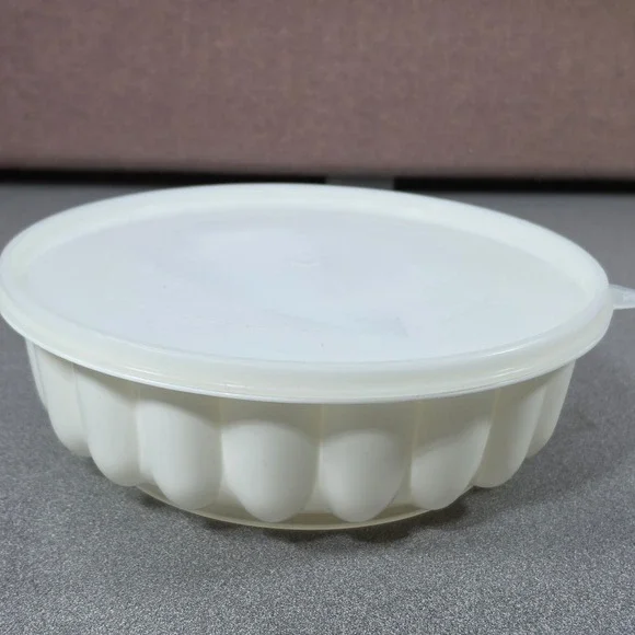 Tupperware‎ Jel-Ring Jello Mold White Excellent Fluted 3-Piece Set