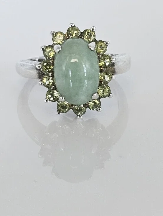 Genuine Jade Cabachon & Peridot Ring Sterling Silver Rhodium Size 8!