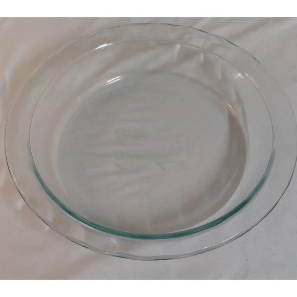 Pyrex Basics 209 Clear Glass 9.5
