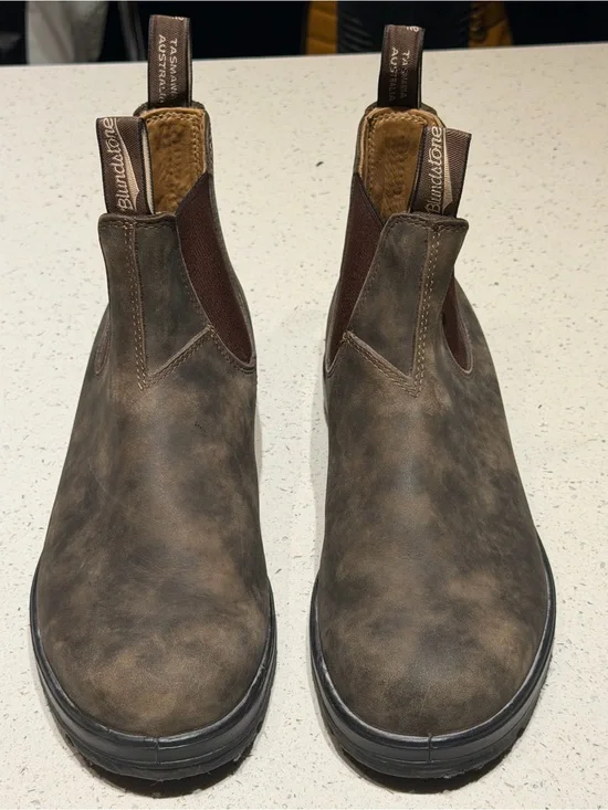 Blundstone Rustic Men's Distressed Brown Chelsea Boots
