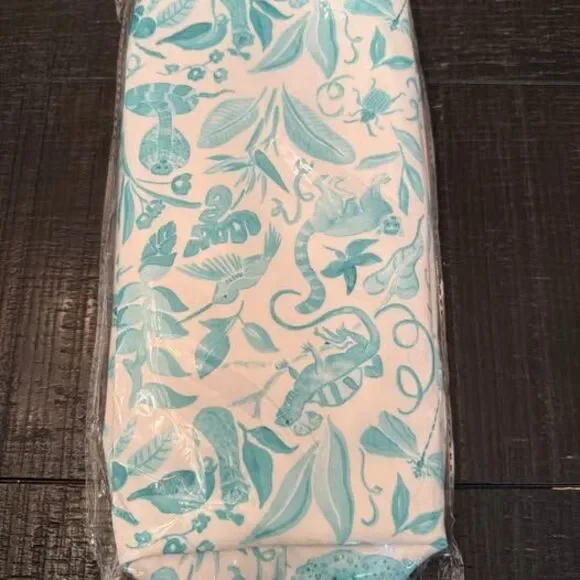 Oh My Mahjong Jungle Travel Pouch