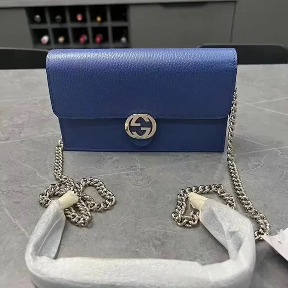 NIB Gucci Interlocking GG Wallet On Chain (18 Card Slot) Blue