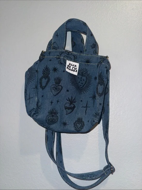 Hija de tu Madre Blue Canvas Heart Print Crossbody Bag