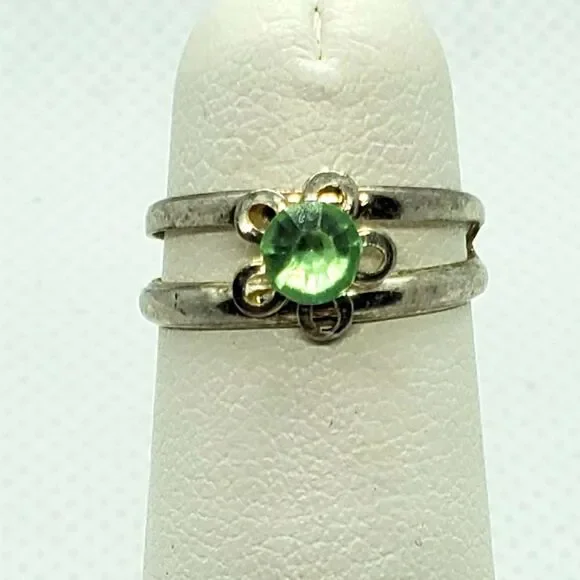 Silver & Green Flower Adjustable Toe Ring