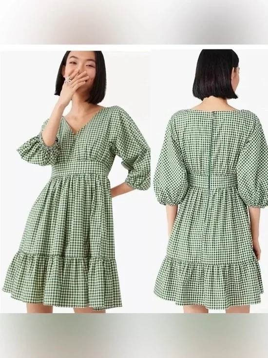 NWT V-neck Green Gingham Dress 💚