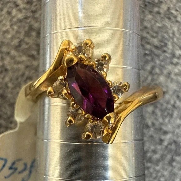 Vintage Gold Marquise size 6.5  amethyst Cocktail Ring Clear Accents signed BB‎