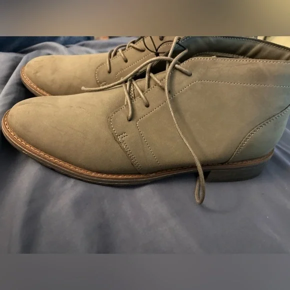 Men’s New Good fellow & Co Grey Chukka Dress Boots with Lace- ONLY size 13 LEFT
