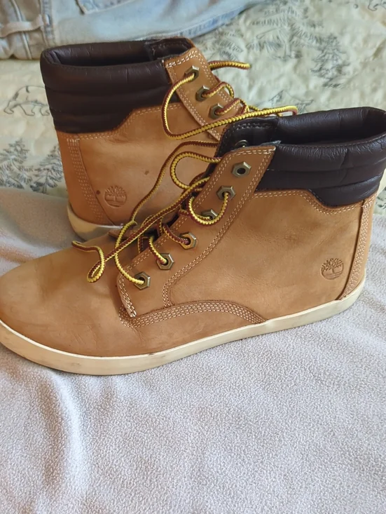 Timberland Wheat and Dark Brown Chukka Boots