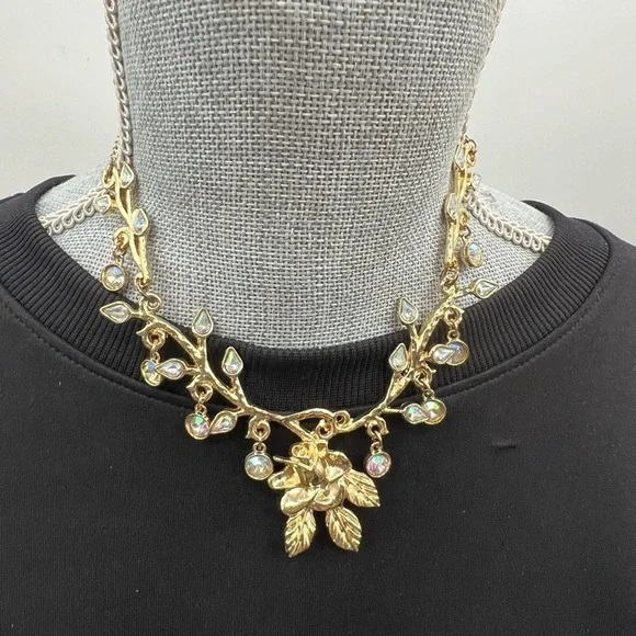 Disney Beauty and the Beast Belle girls necklace
