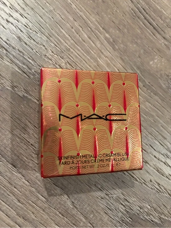 BNIB MAC Skinfinish Metallic Cream Blush