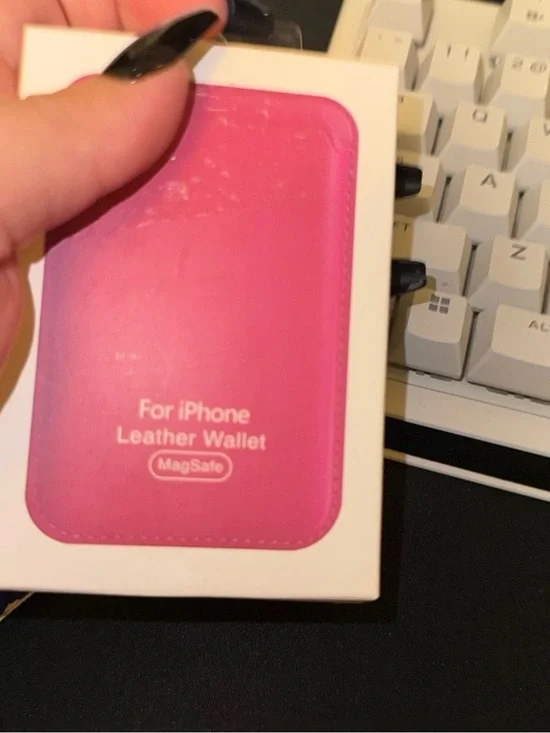 Not Apple MagSafe Leather Wallet for iPhone - Pink
