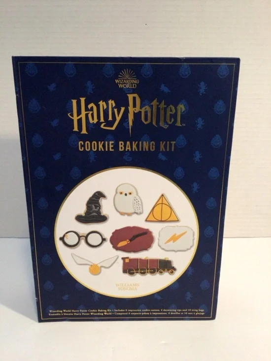Williams Sonoma Harry Potter Cookie Baking Kit - New