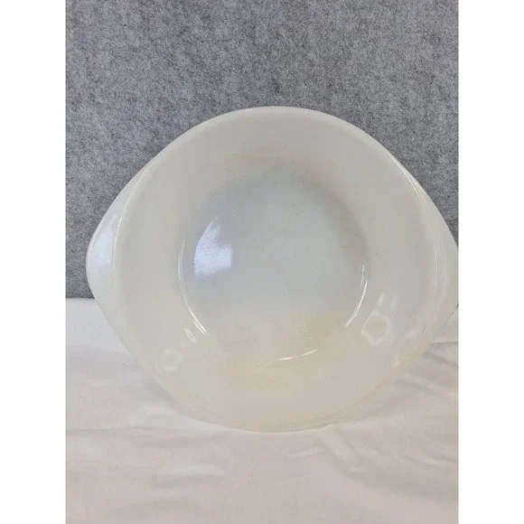 VINTAGE White MCM 2 Qt Milk Glass Baking & Serving Casserole Dish GLASBAKE J-514