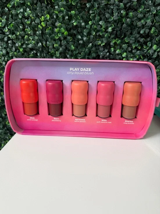Benefit Play Daze Airy Liquid Blush Set 5 Full Size Limited Edition NWT