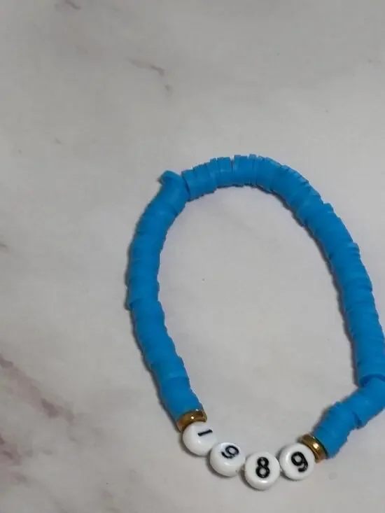 1989 Blue Heishi Word Bracelet 7 Inch Polymer Clay Gold White Letter Beads