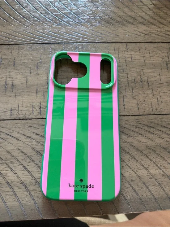 Kate Spade IPhone 17 pro max case