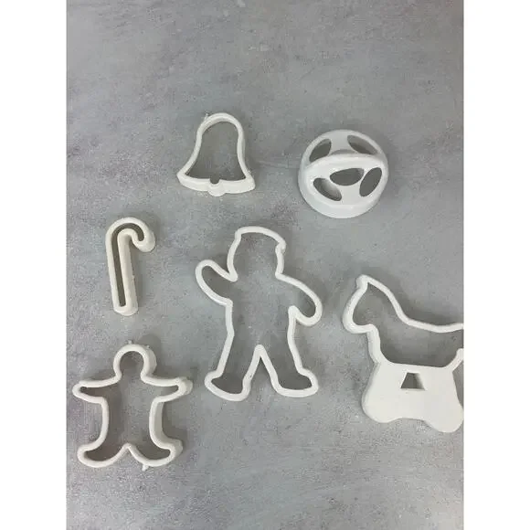 Christmas cookie cutters variety‎ lot of 6