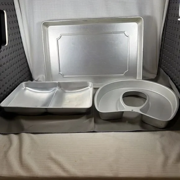 Vintage Wilton Aluminum Cake Pan Lot - Large Sheet, Open Book & Horseshoe