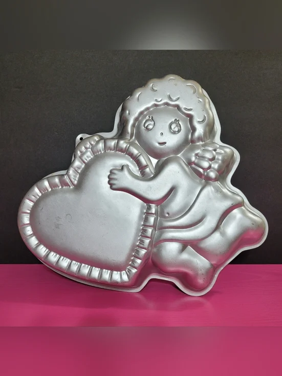 Vintage Wilton Cupid & Heart Aluminum Cake Pan No. 502-4262