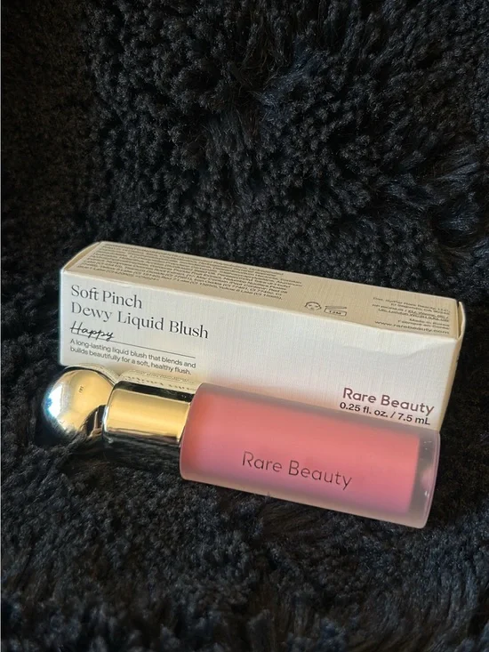 Rare Beauty Soft Pinch Dewy Liquid Blush - Happy