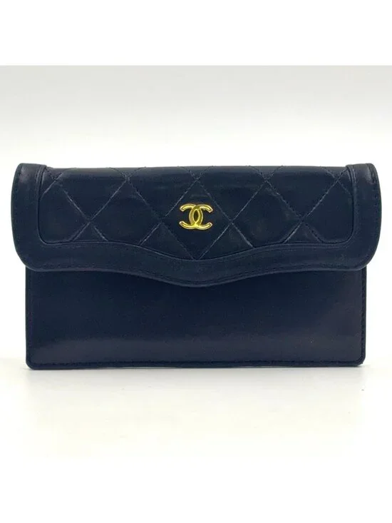 Chanel Quilted Shoulder Bag Lambskin Black Pouch Gold